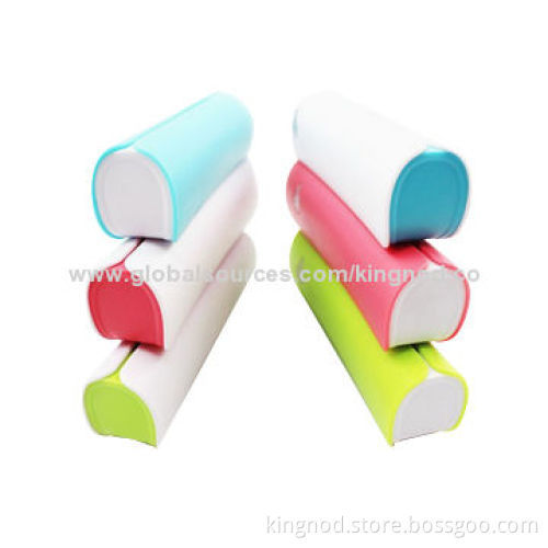 Power Banks with 4,400mAh Capability, 5V/1A Output and LED Flashlight